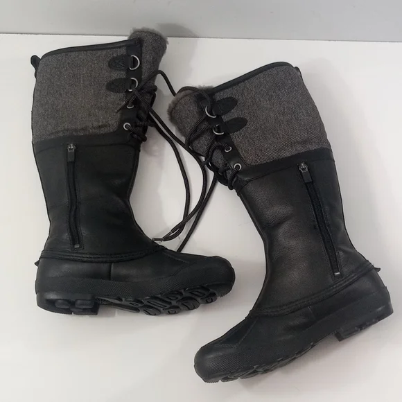 UGG leather waterproof boots - size 7 US - Picture 2 of 12